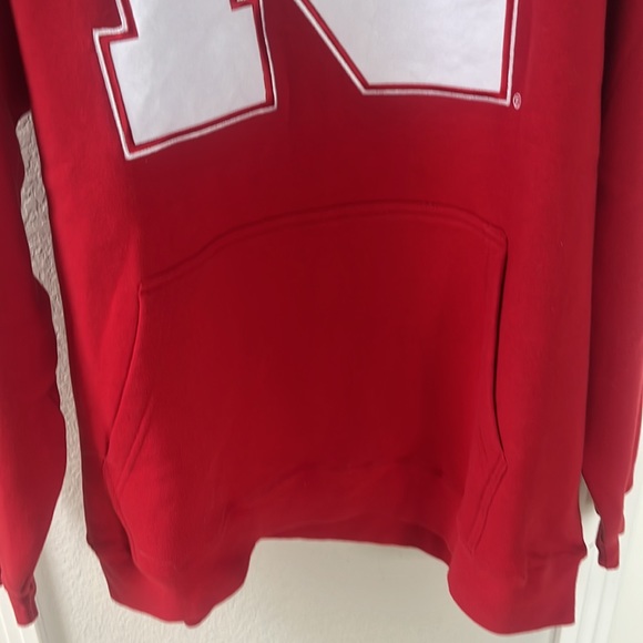 NWT Nebraska Huskers Sweatshirt Hoodie size Xl - Picture 3 of 6